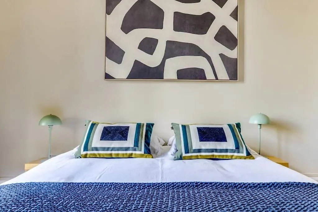 Apartment La Fleur Du Bosquet - Sumptuous- Eiffel Tower View *